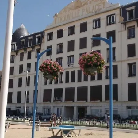 Appartement Paradis Les Pieds Sur Le Sable Palace