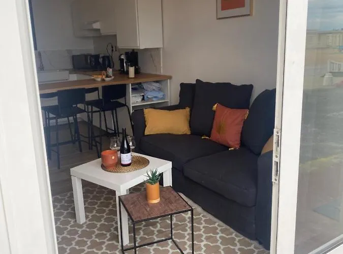 Paradis Les Pieds Sur Le Sable Palace تروفيي سور مير